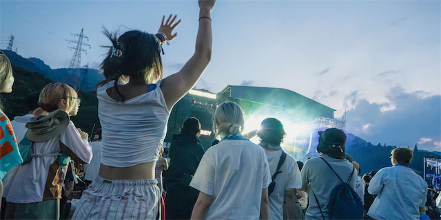 オフィシャルツアー受付開始!!